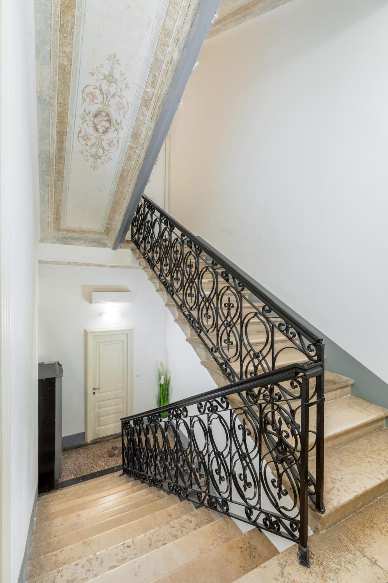 Boutique Suites Joyce พูลา ภายนอก รูปภาพ
