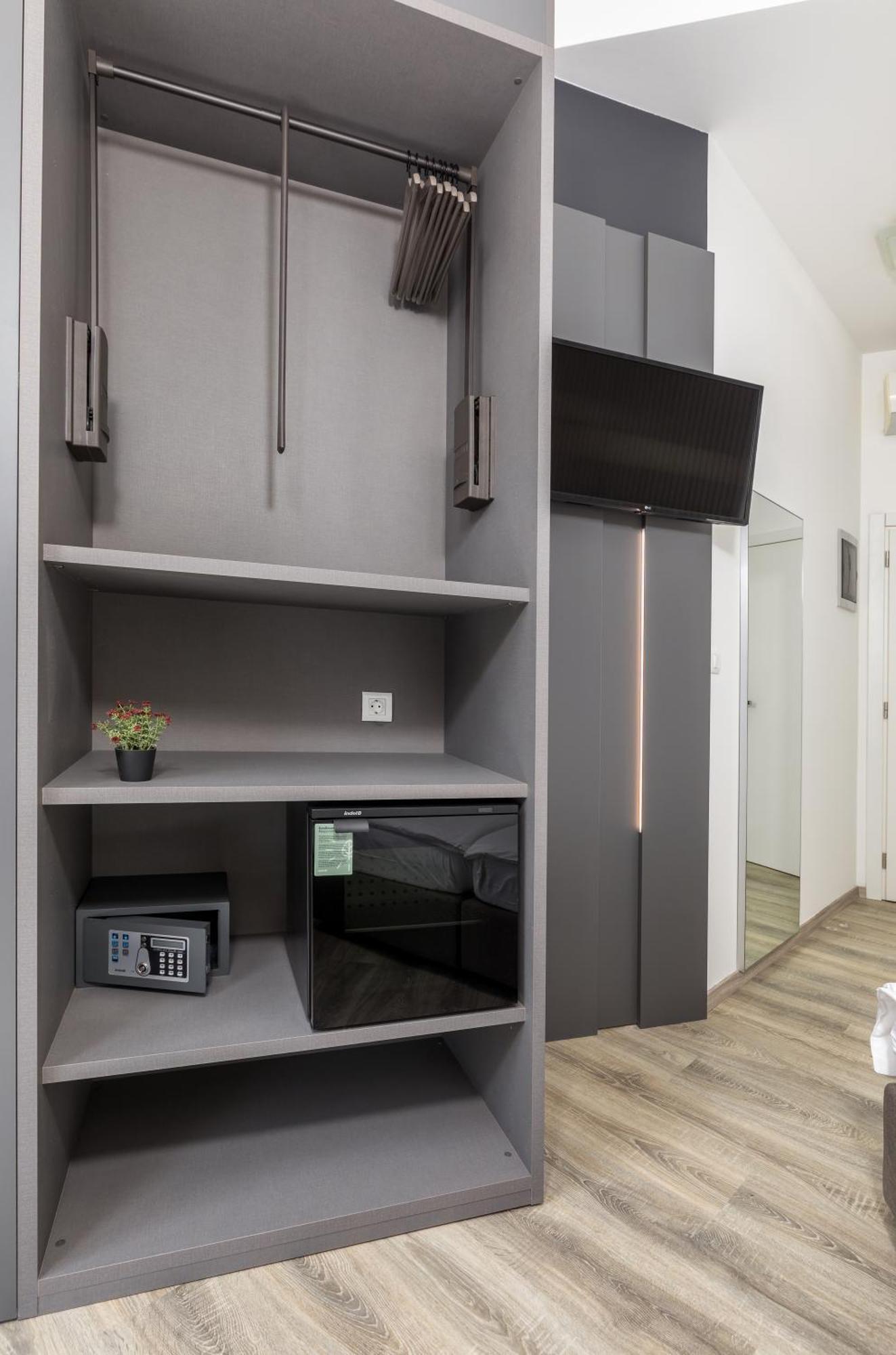 Boutique Suites Joyce พูลา ภายนอก รูปภาพ