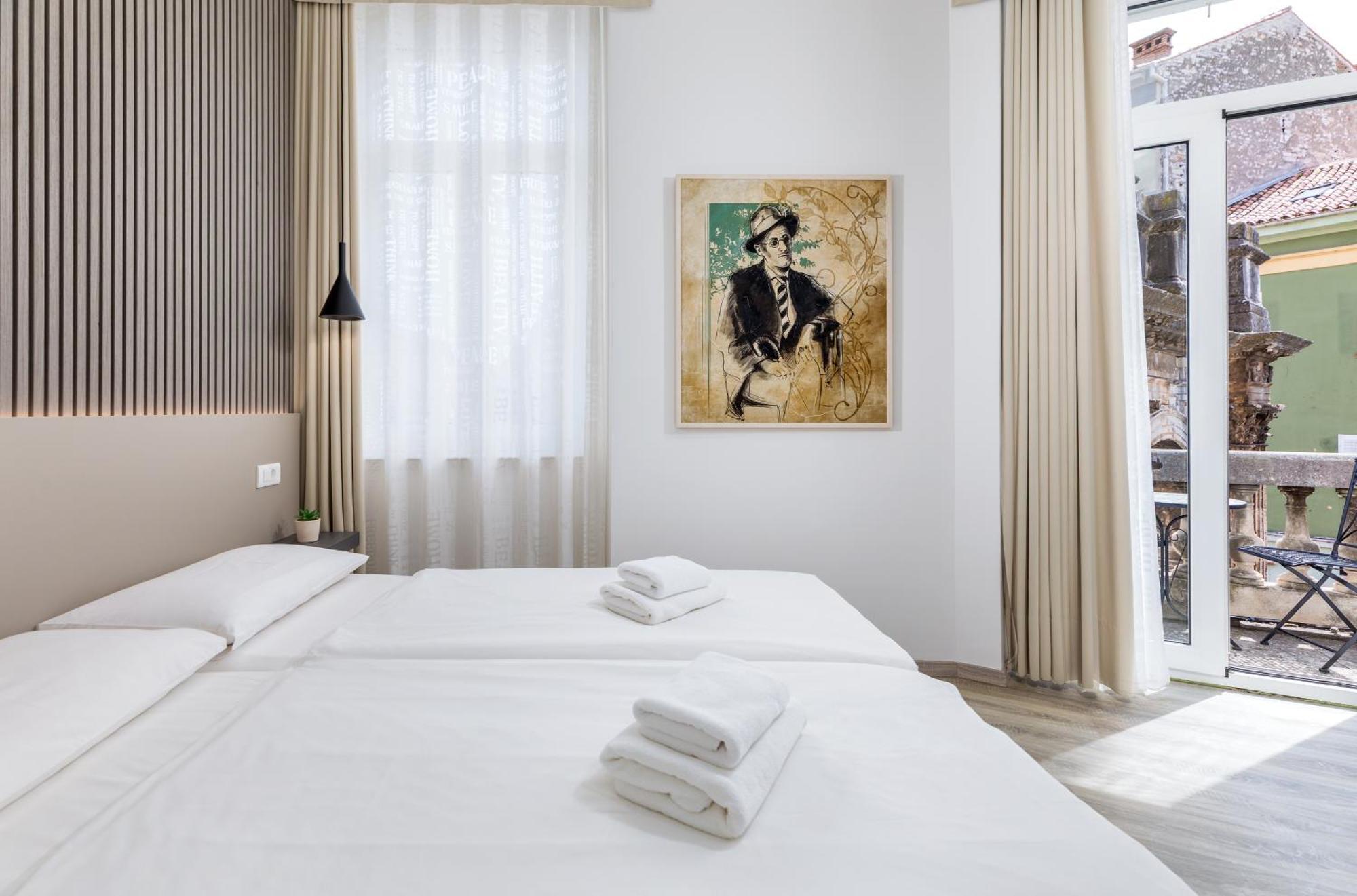 Boutique Suites Joyce พูลา ภายนอก รูปภาพ