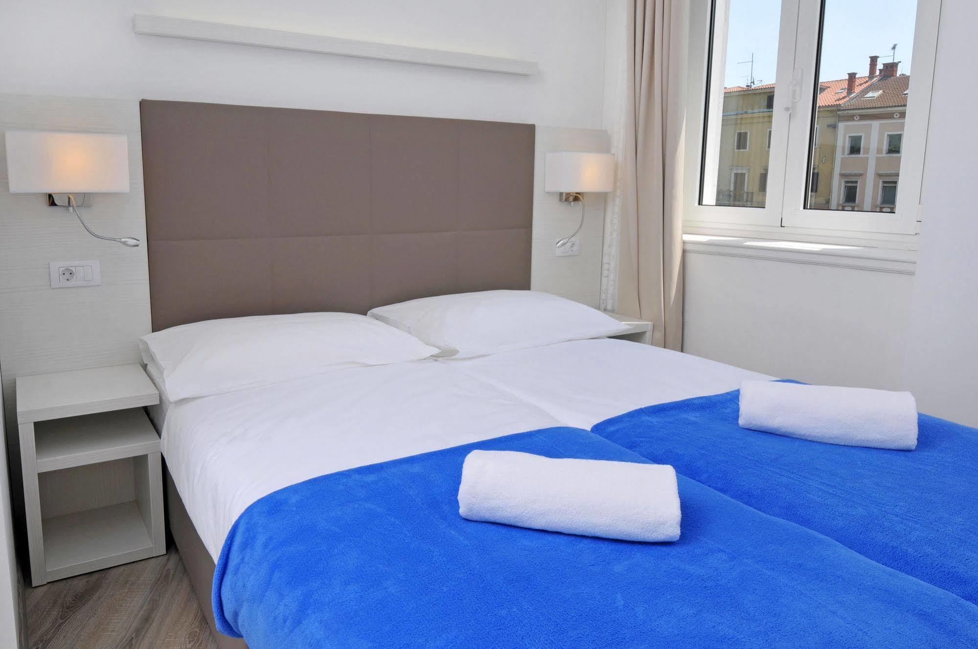 Boutique Suites Joyce พูลา ภายนอก รูปภาพ